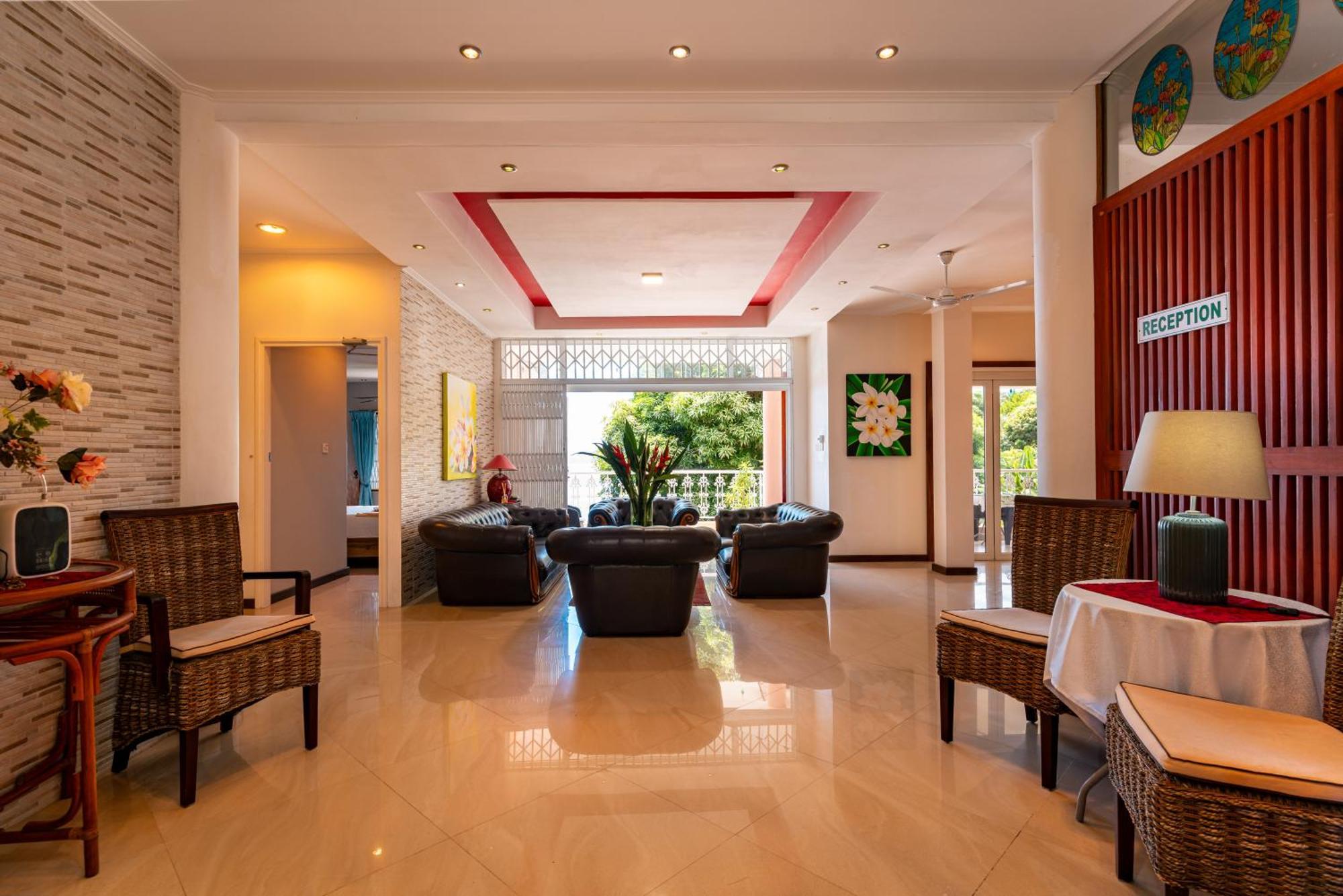 Glacis Heights Villa Exterior photo